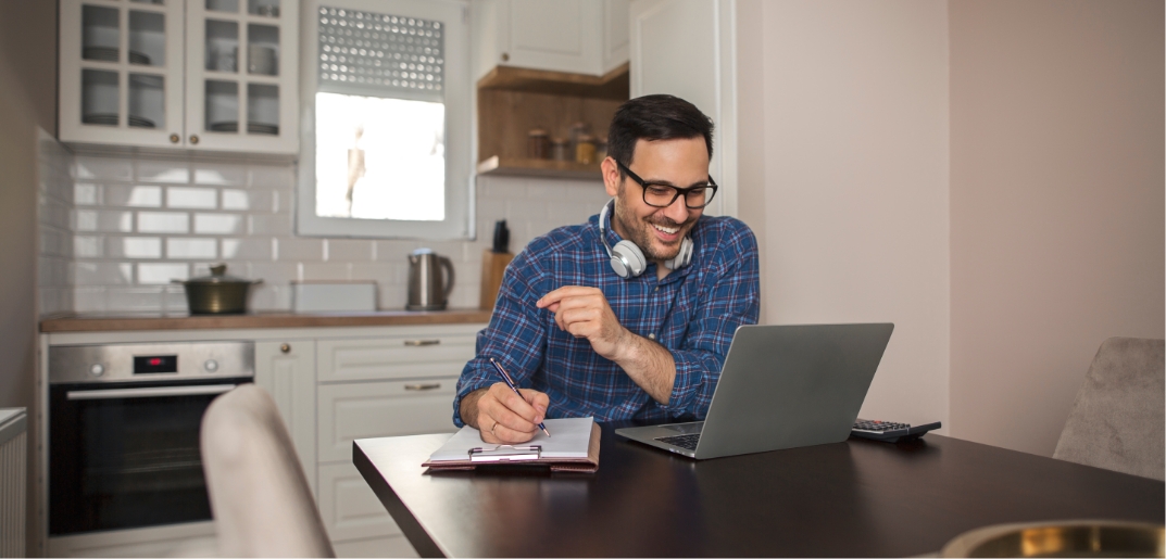 managing teams remotely while ensuring that productivity