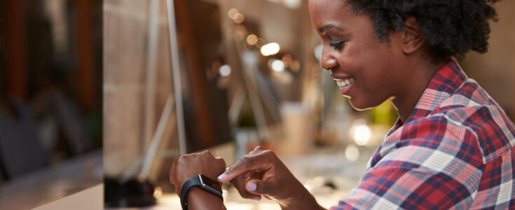 Smartphones, Tablets & Wearables: the Challenges of Cross-device Development