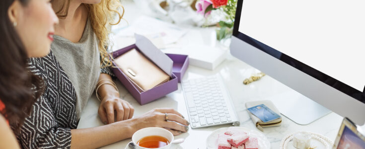 Trends in Fashion eCommerce Industry To Maximize CX & Sales